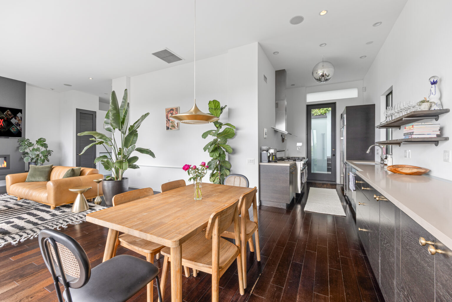 Bright kitchen with modern fixtures, captured by San Fernando Valley photographer.